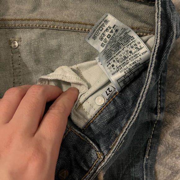 Good/used Guess Jeans. - Picture 3 of 5